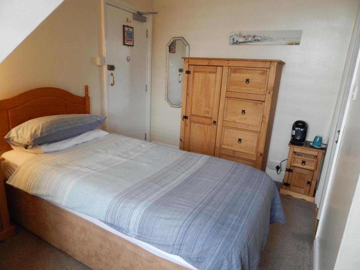 The Garfield Guest House Eastbourne Dış mekan fotoğraf